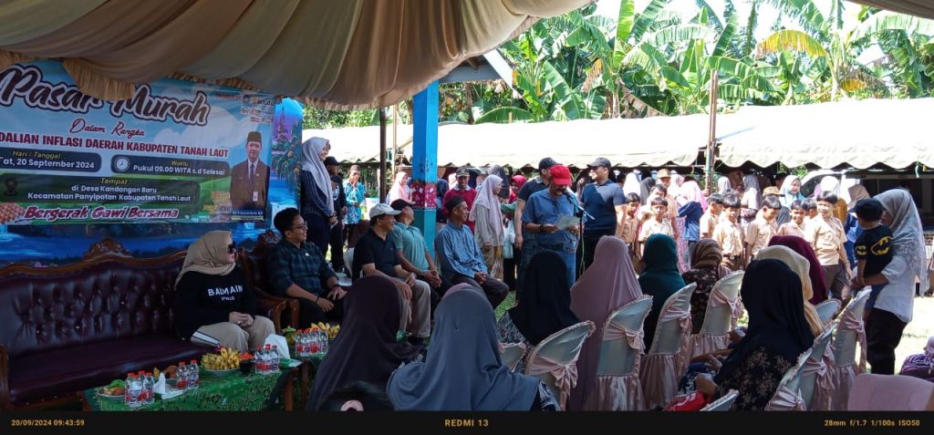 KEGIATAN PASAR MURAH YANG DIGELAR DI DESA KANDANGAN BARU